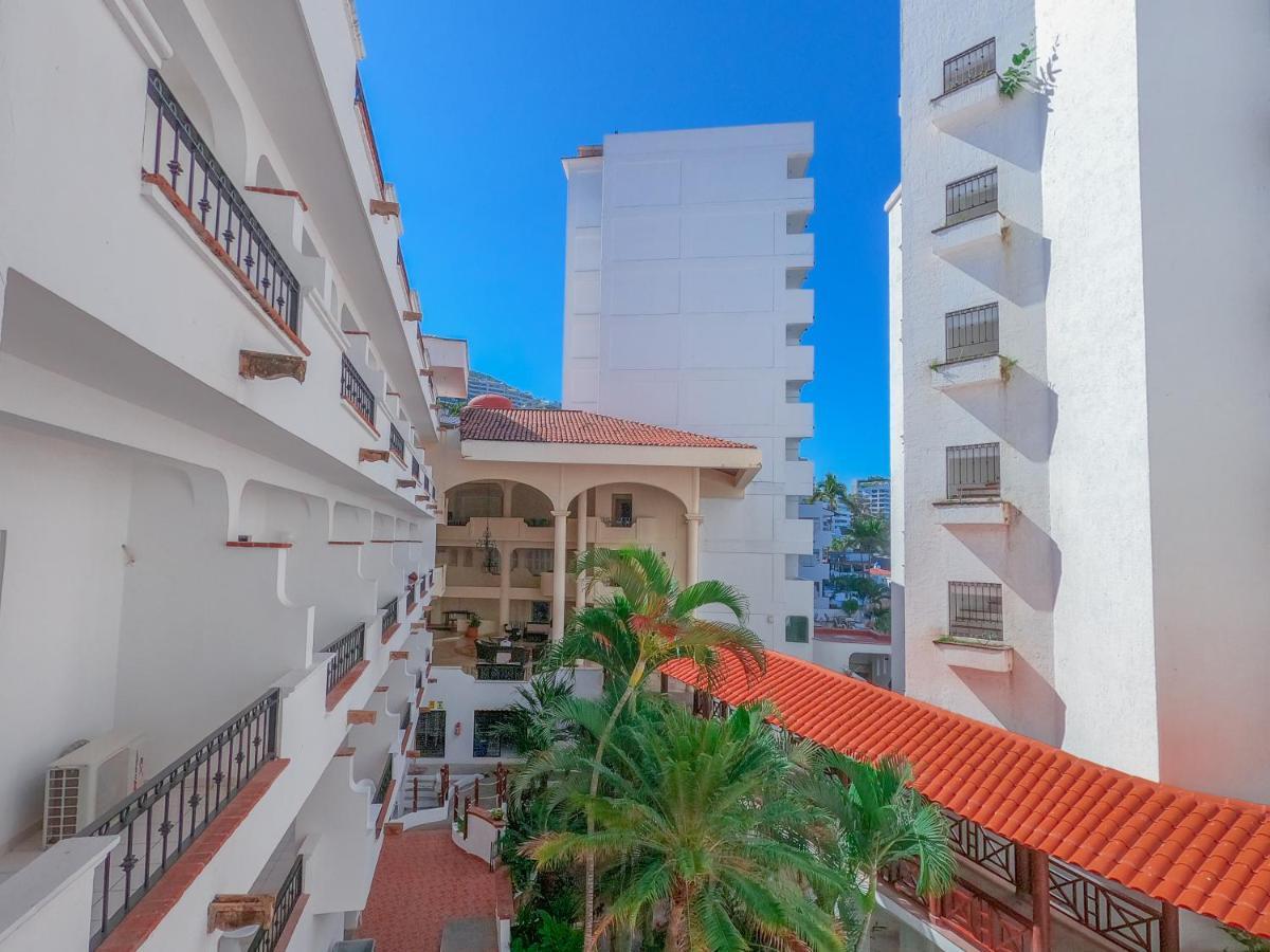 Tropicana Hotel Puerto Vallarta Exteriör bild