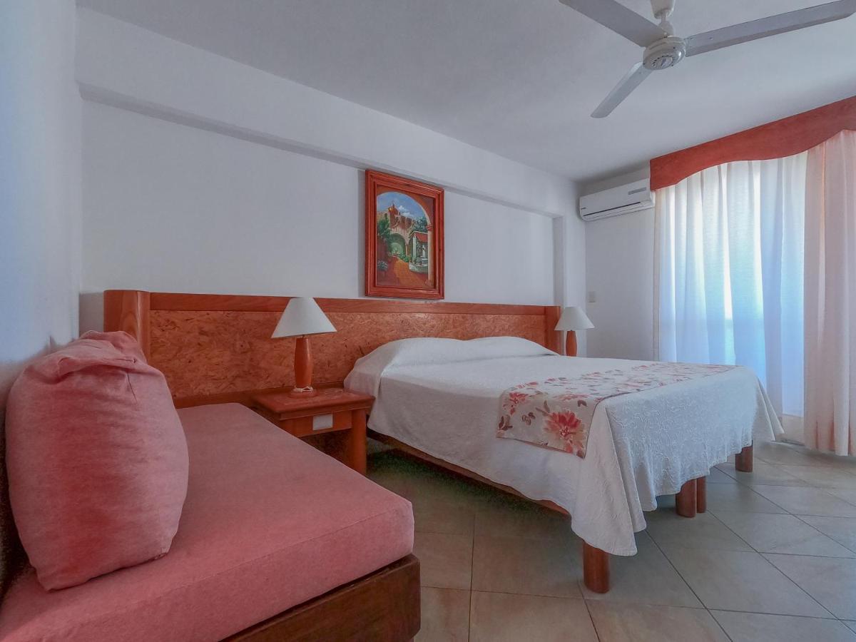 Tropicana Hotel Puerto Vallarta Exteriör bild