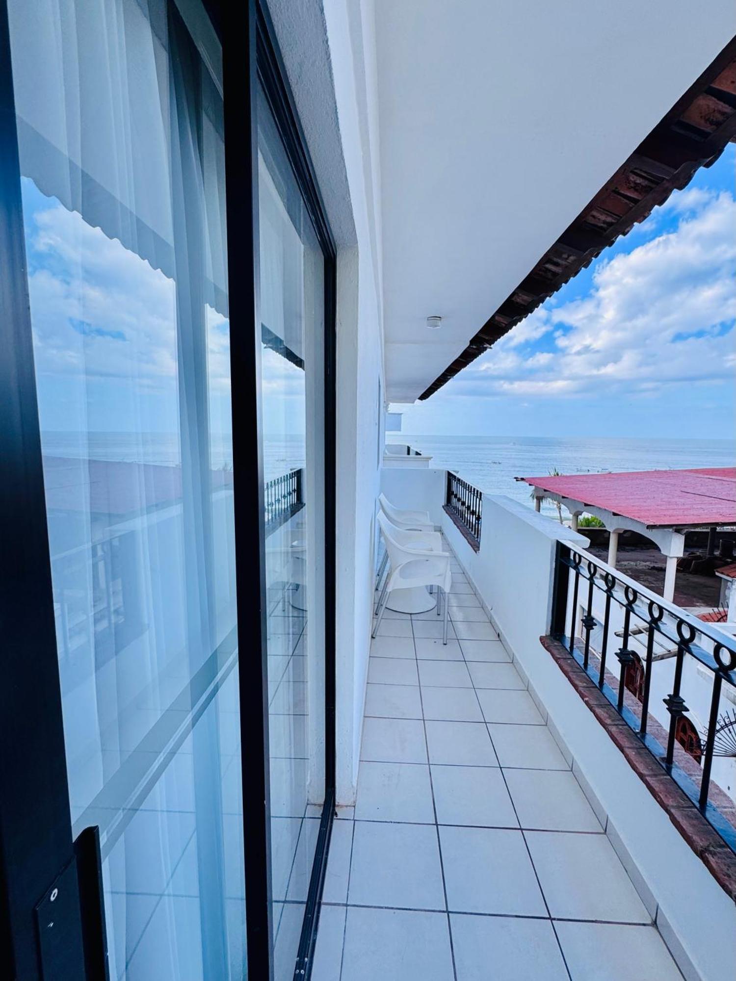 Tropicana Hotel Puerto Vallarta Exteriör bild